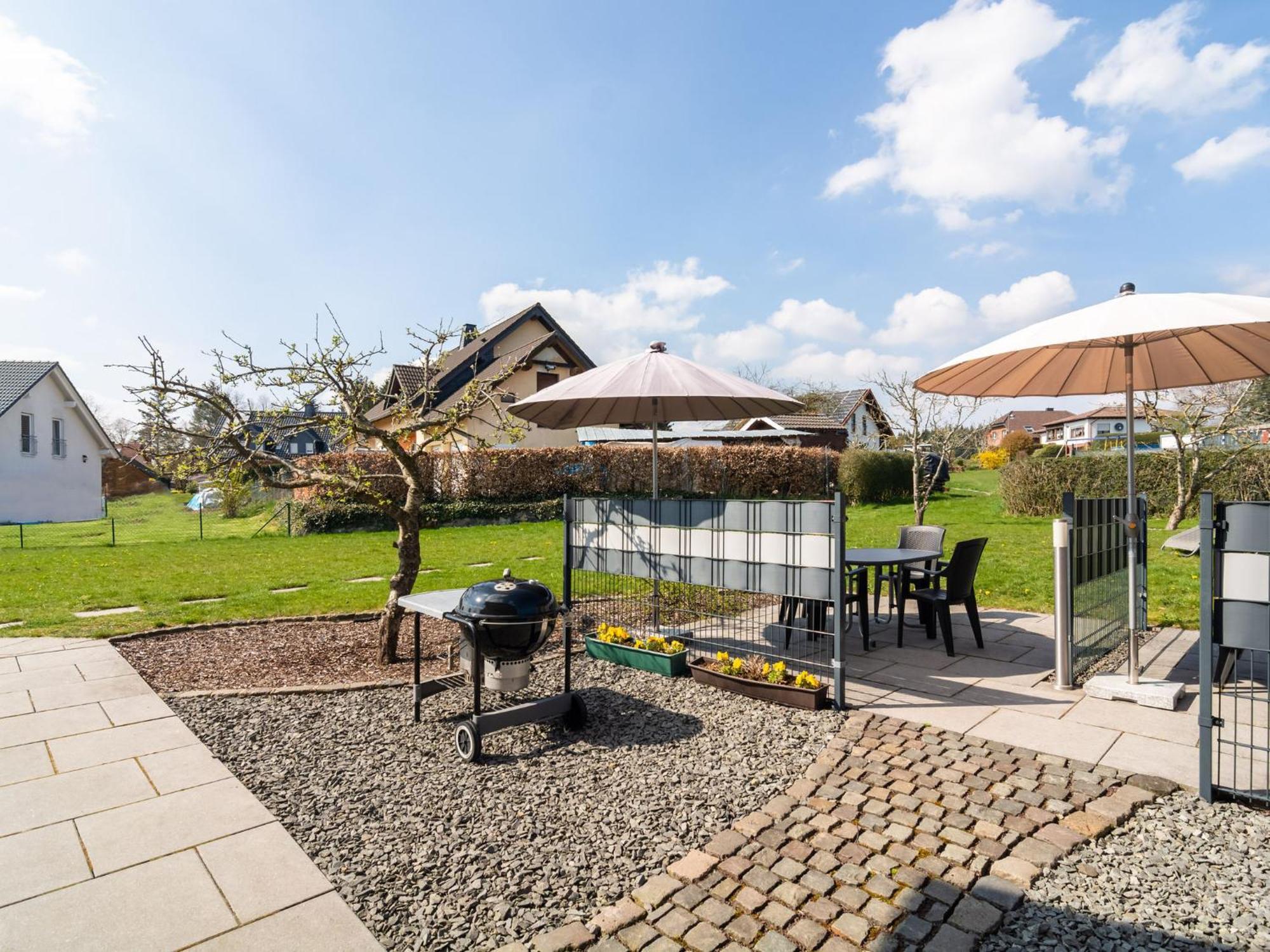 Lovely Modern Apartment With Private Terrace Ellscheid Exterior foto